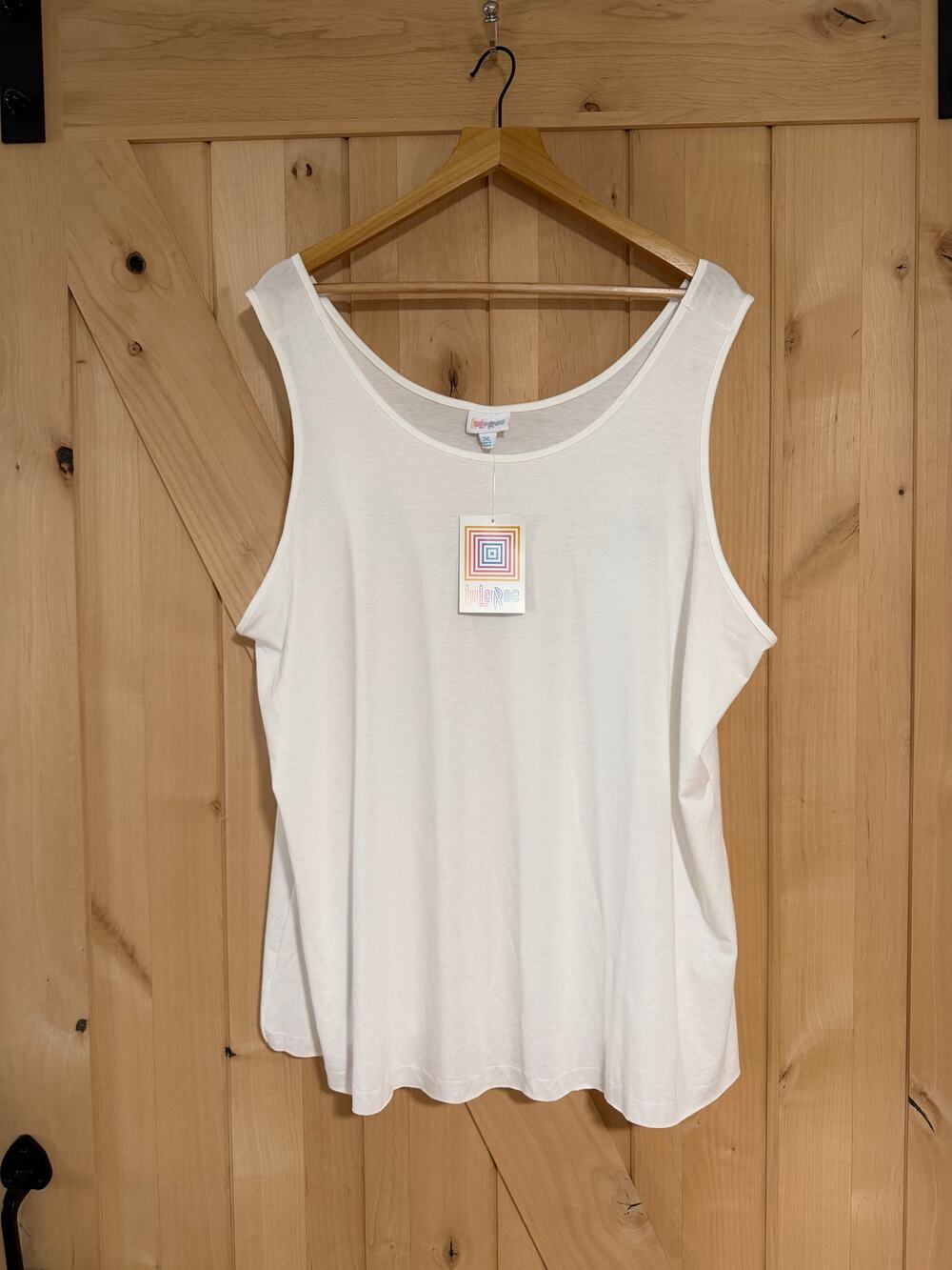 LulaRoe | NWT Dixie Solid White Tank Top | Size 2XL (20-22)